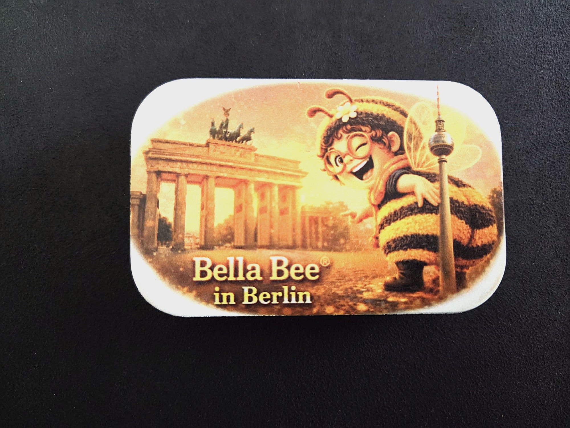 Bella Bee Metalldose - Berlin EDITION